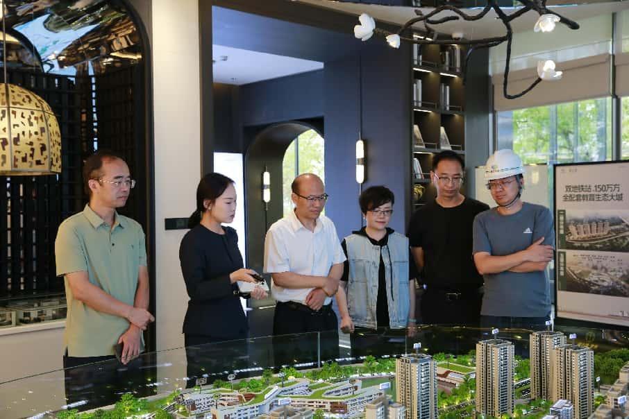 2fc8ffaa-7bcb-4724-bf69-001be226d666.jpg 2fc8ffaa-7bcb-4724-bf69-001be226d666.jpg