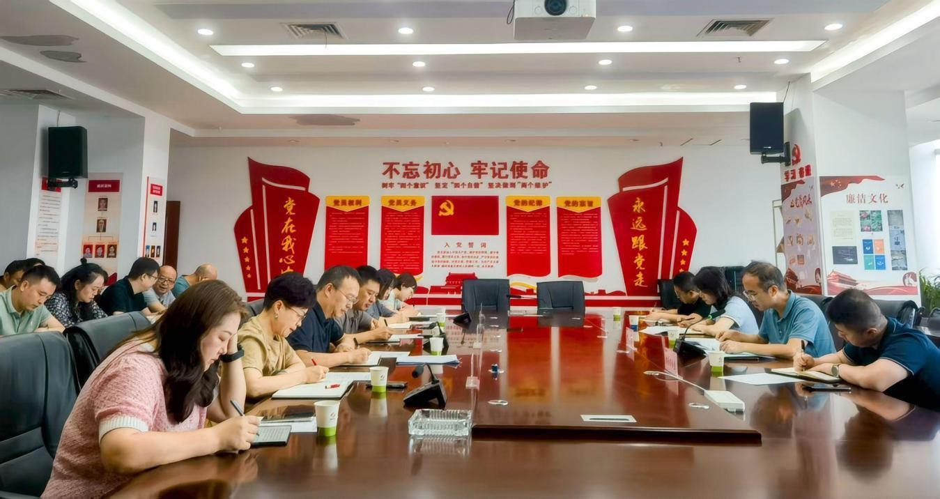 8f9df886-90a6-4867-a972-29bbb6d15fd6.jpg 8f9df886-90a6-4867-a972-29bbb6d15fd6.jpg