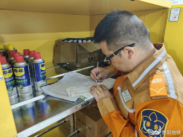 f376e11b-6bb4-4173-b0b4-b7534c9e85c2.jpg f376e11b-6bb4-4173-b0b4-b7534c9e85c2.jpg