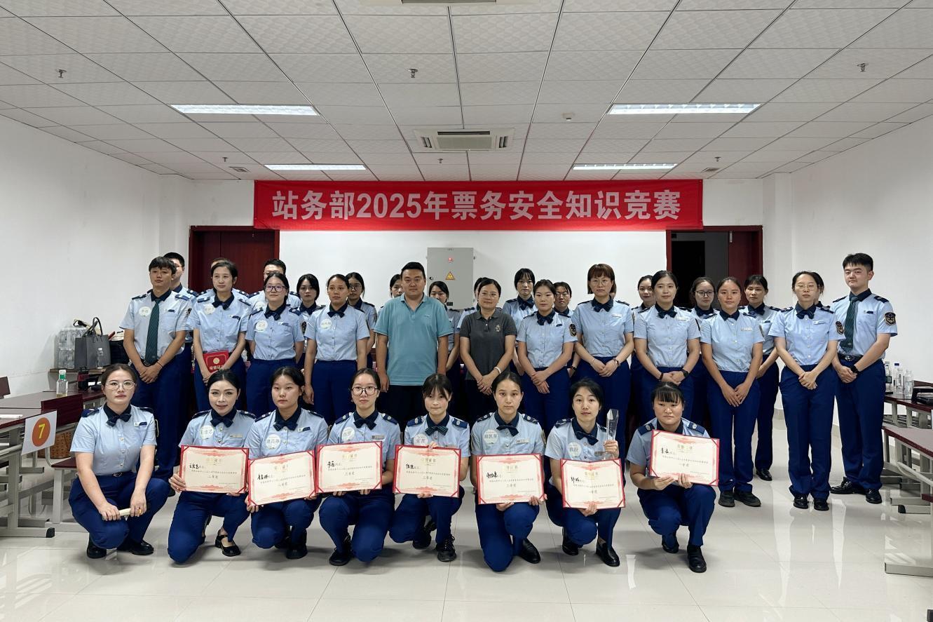 8cf53642-a0cc-4cce-862d-92734320e96b.jpg 8cf53642-a0cc-4cce-862d-92734320e96b.jpg