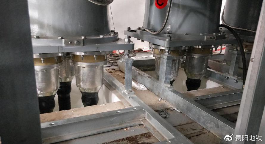 110kV高压电缆终端头制作入仓